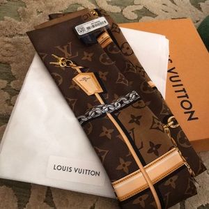 Louis Vuitton Monogram Confidential Bandeau.